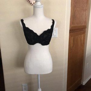 Black lace bra